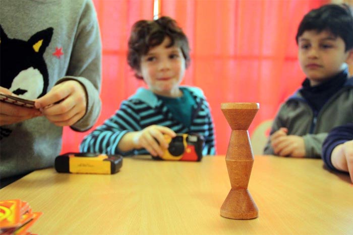 Présentation de jeux de plein air et de jeux de société