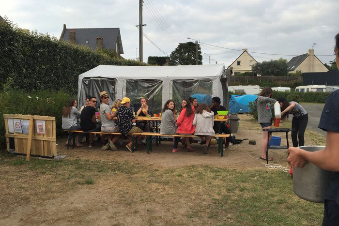 Repas au camping