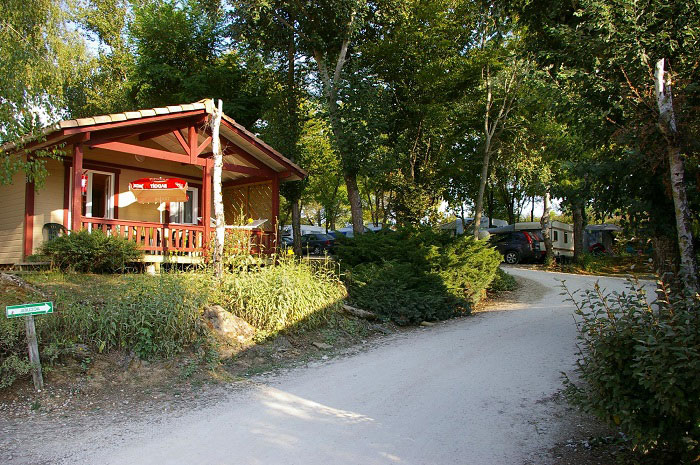 L'entré du camping du pont de la drome