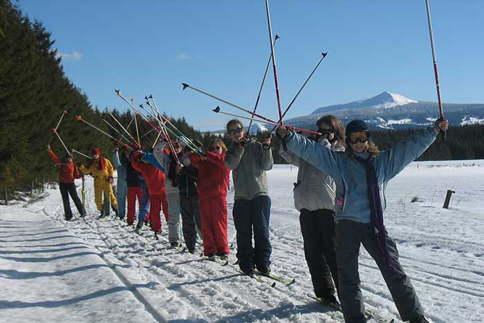 /theme/Découverte du ski de fond lors d'une sortie.